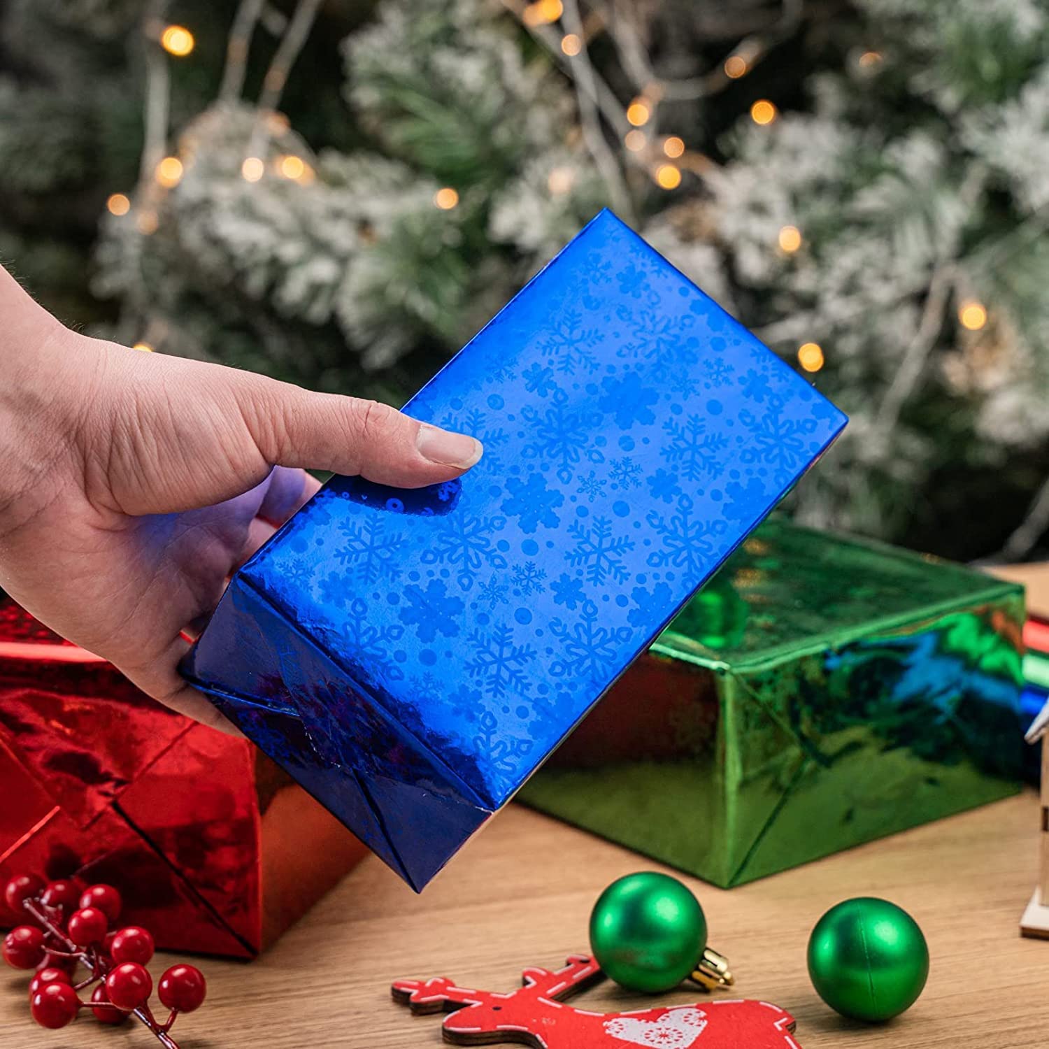 ESCAPER Assorted Gift Wrapping Paper Sheets (Size- 65cm x 48cm) Holographic Multipurpose Plastic Gift Wrapper Sheets for Kids, Birthdays, Crafts, Festivals, Parties & All Occasion Gift Packing